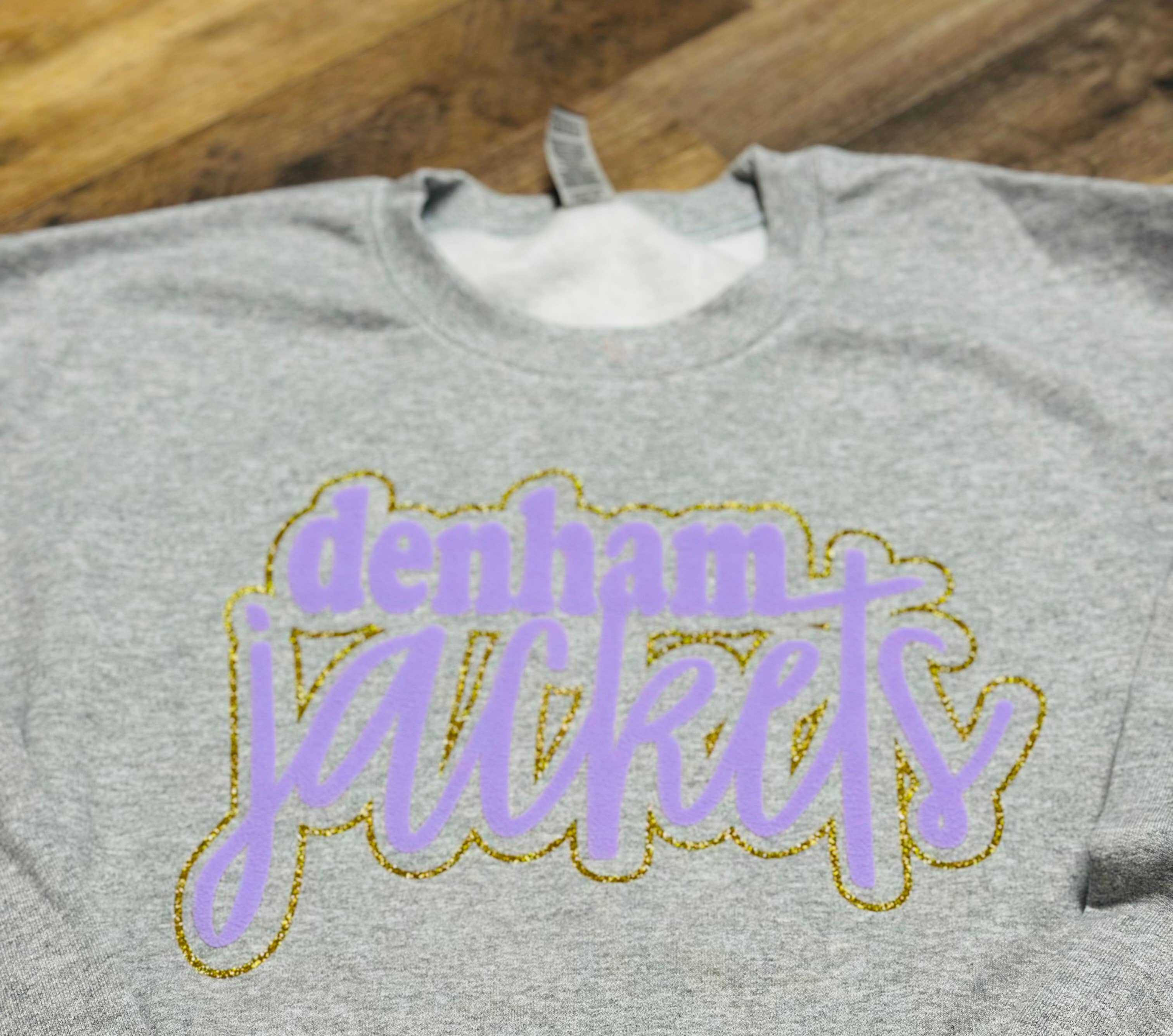 Sweet Southern Wholesale - Vente T-shirt sérigraphié – femme - Sweatshirts scolaires personnalisés. 3