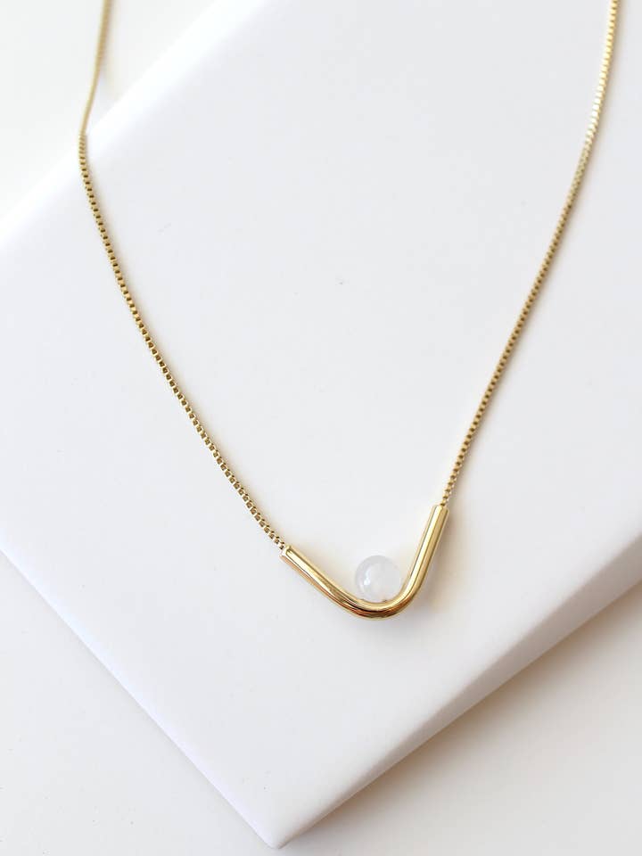 Lite halsband | vitt jade justerbart halsband för wholesale av STUDIYO Jewelry