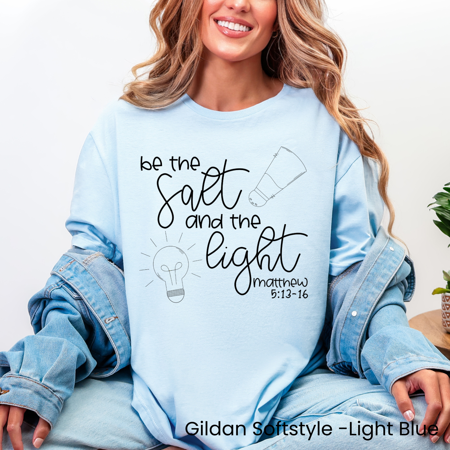 Okie Design Co - Vendita all'ingrosso Maglietta serigrafata - Donna - Maglietta "Sii il Sale e la Luce"9