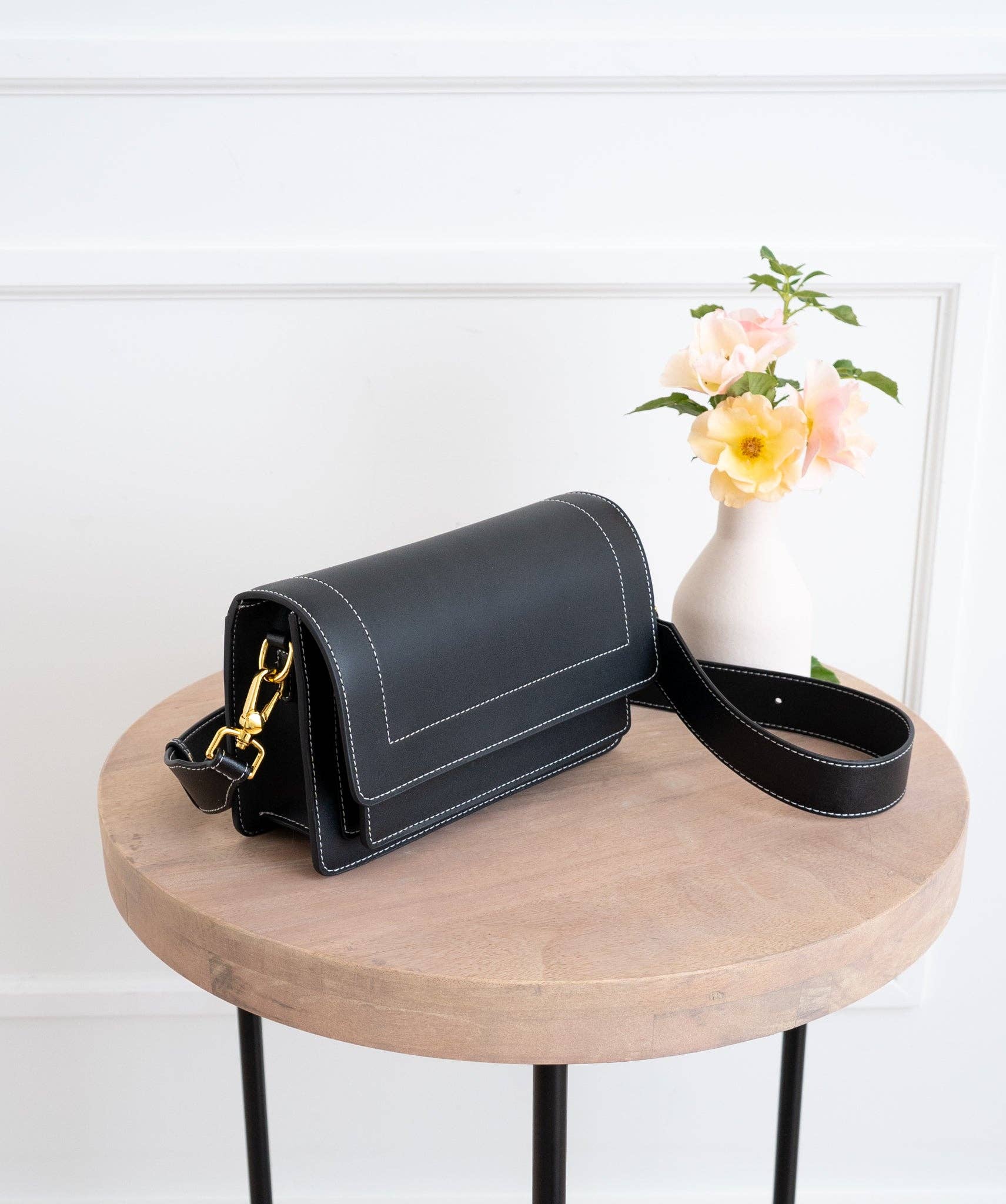 AALLYN – Großhandel Umhängetasche - Damen – Ingrid Umhängetasche - Leder22