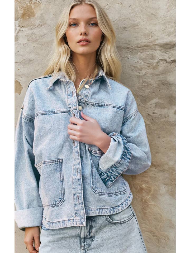 SHORT LENGTH DENIM JACKET W6164JIA for wholesale on Faire