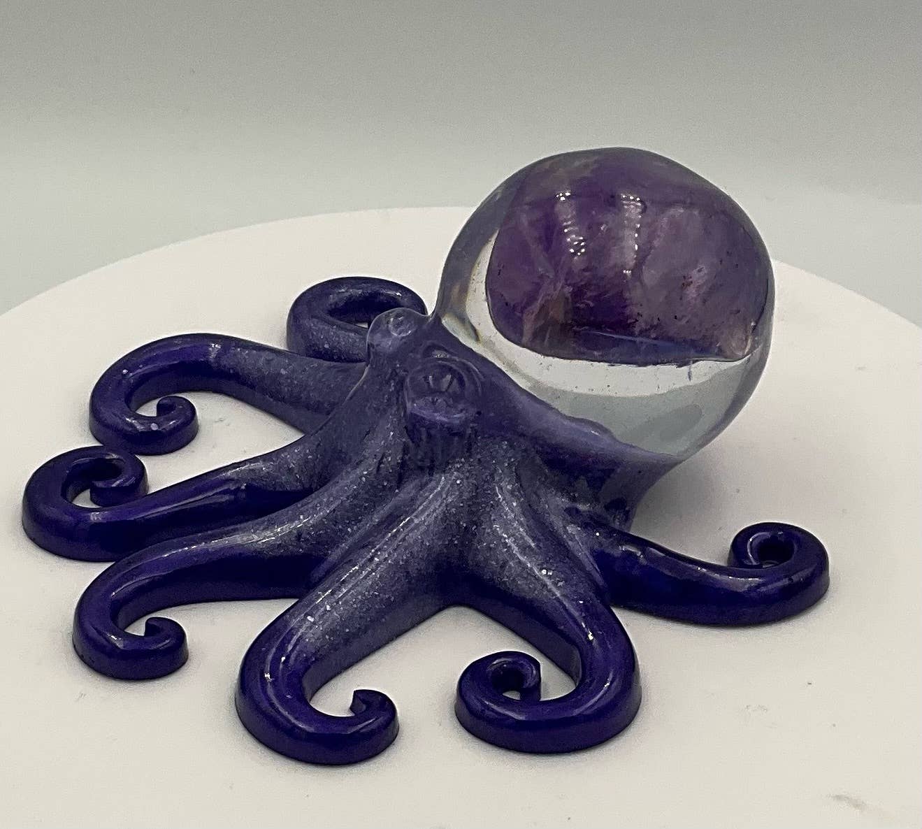 Seriously Perfect Finds, LLC - Wholesale Decorative Figurine - Octopus Figurine with Amethyst Crystal1