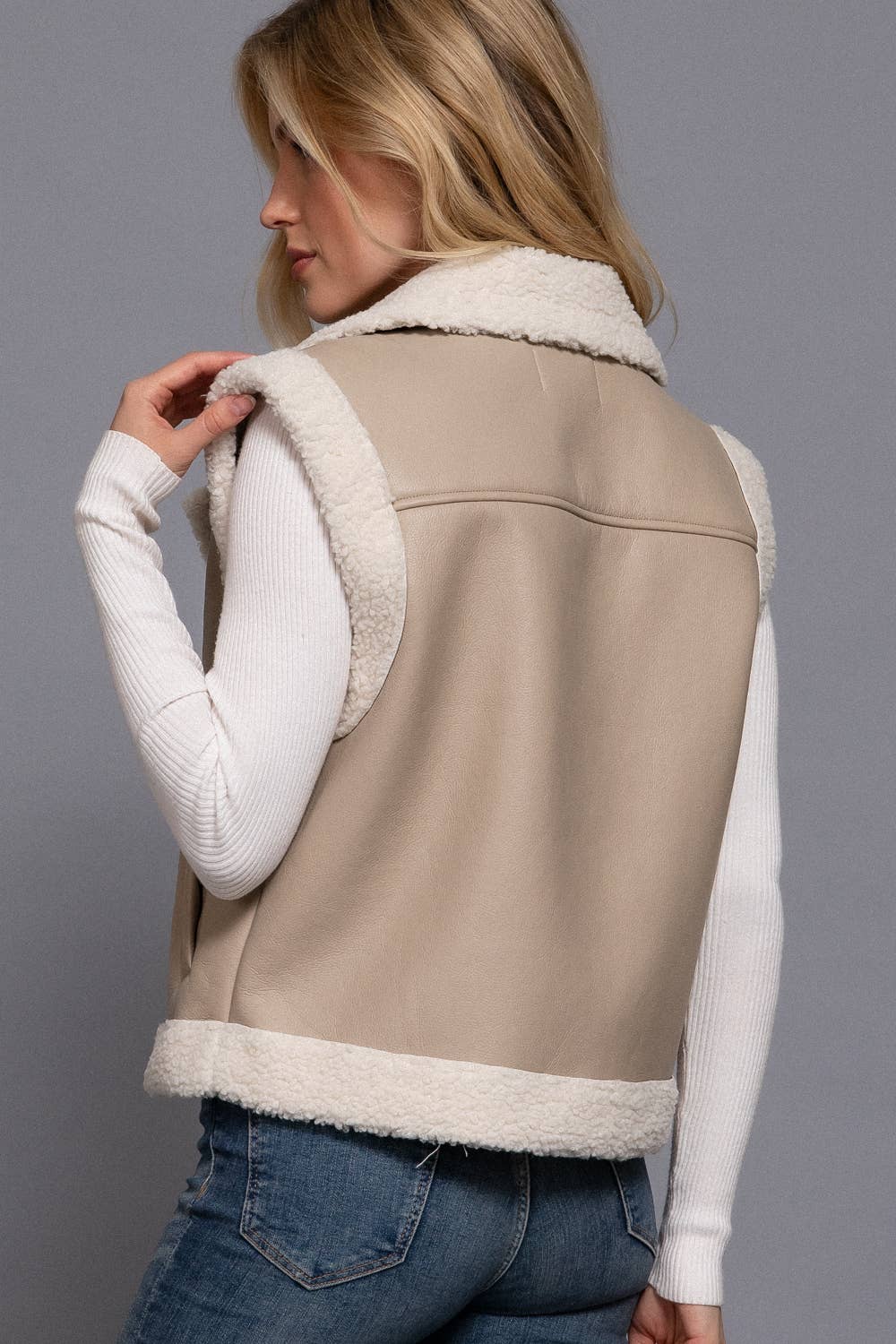 Active Basic | Active USA – wholesale Outerwear Vest - Women’s – Faux Leather Inner Fur Vest1