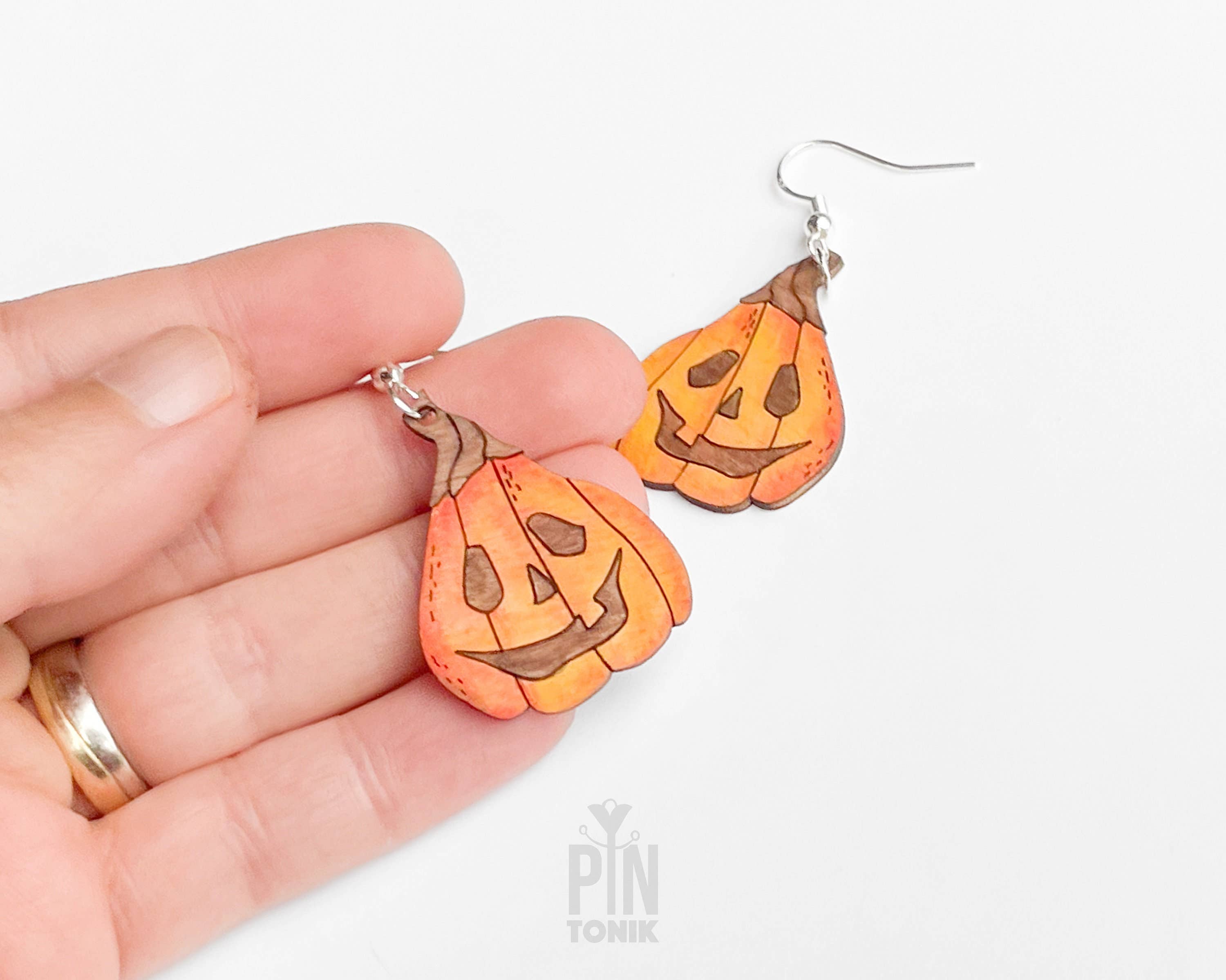 PinTonik - Vente Boucles d'oreilles pendantes - Boucles d'oreilles en argent sterling Jack O Lantern Spooky Wood1