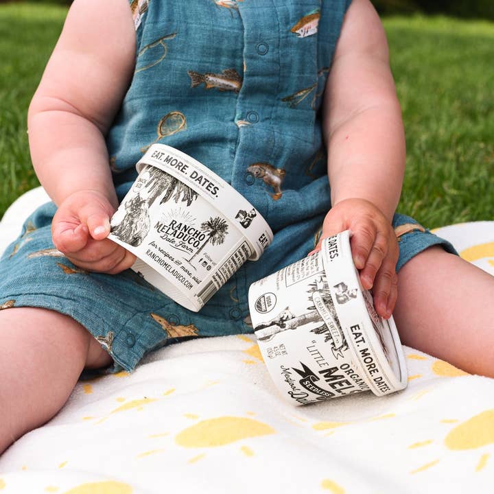 Rancho Meladuco Date Farm - Wholesale Dried/Dehydrated Fruit - Little Mels Seedless ORGANIC Medjool Dates, 4.5 oz Cup7