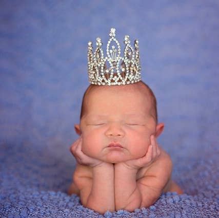 Corona per la vendita all'ingrosso da parte di The Daisy Baby LLC