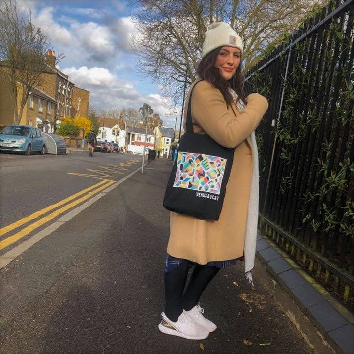 Carl Cashman | Leichte Tragetasche | Bio-Baumwolle | Vegan | Nachhaltig für den Großhandel von Venus & the Cat