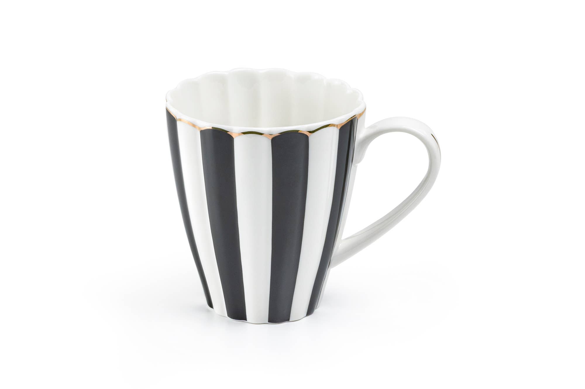 Grace Teaware - Wholesale Coffee Mug - Black and White Scallop 13oz Fine Porcelain Mug1