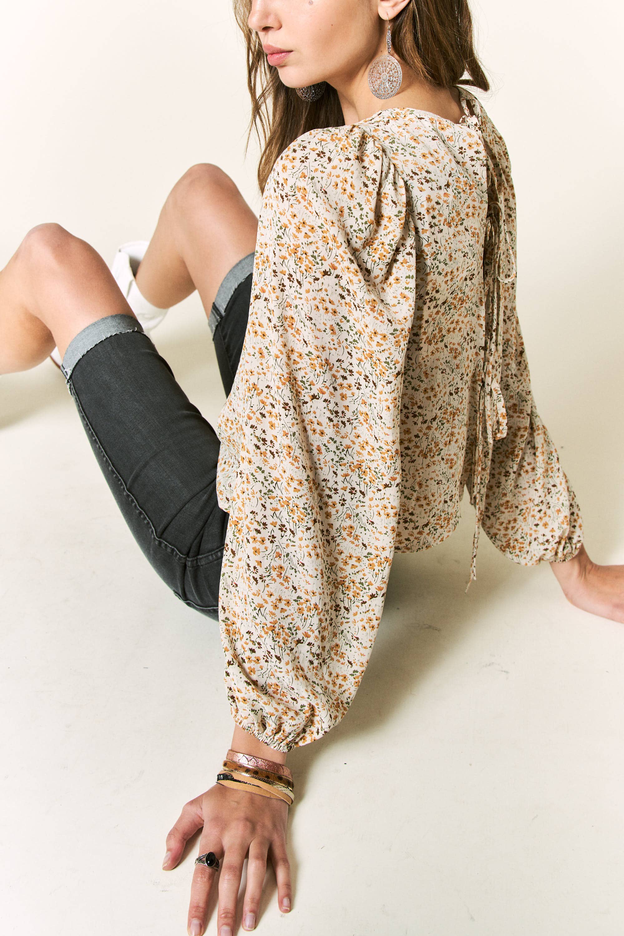 Petal Dew - Wholesale Blouse - Women's - FLORAL PRINT FRILLY TOP BLACK LACE UP - P0008312