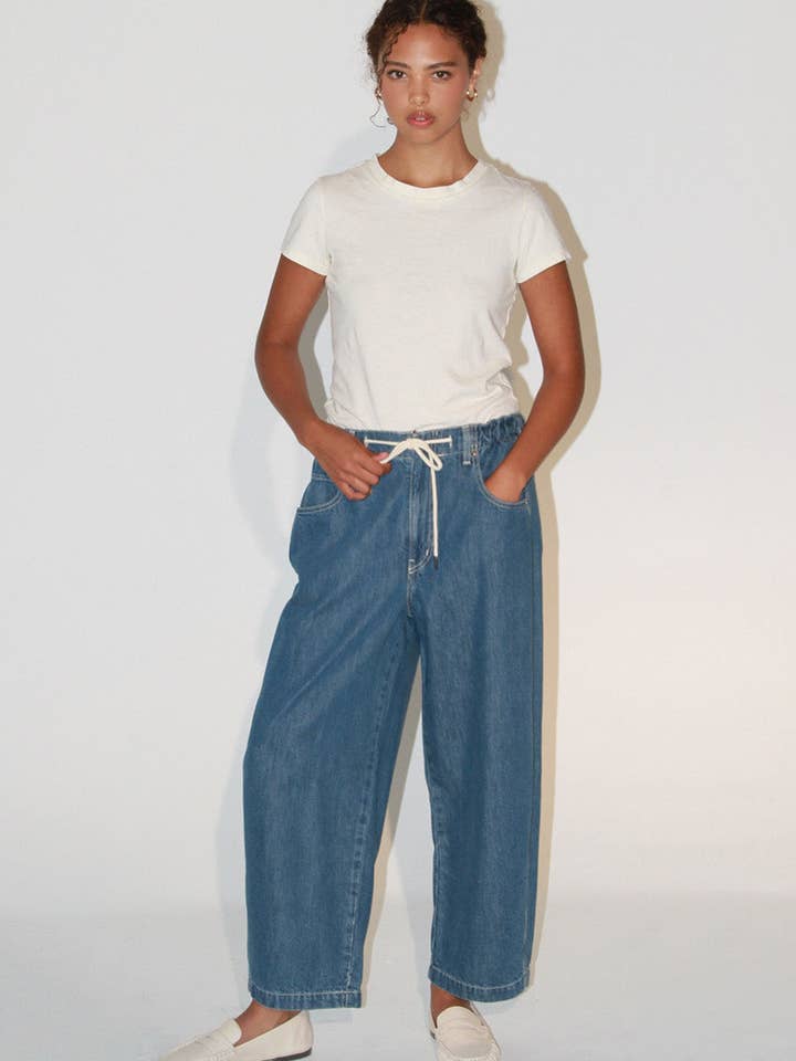 ÉTICA Denim - Wholesale Jeans - Women's - Jackson Barrel Pant - Bellport