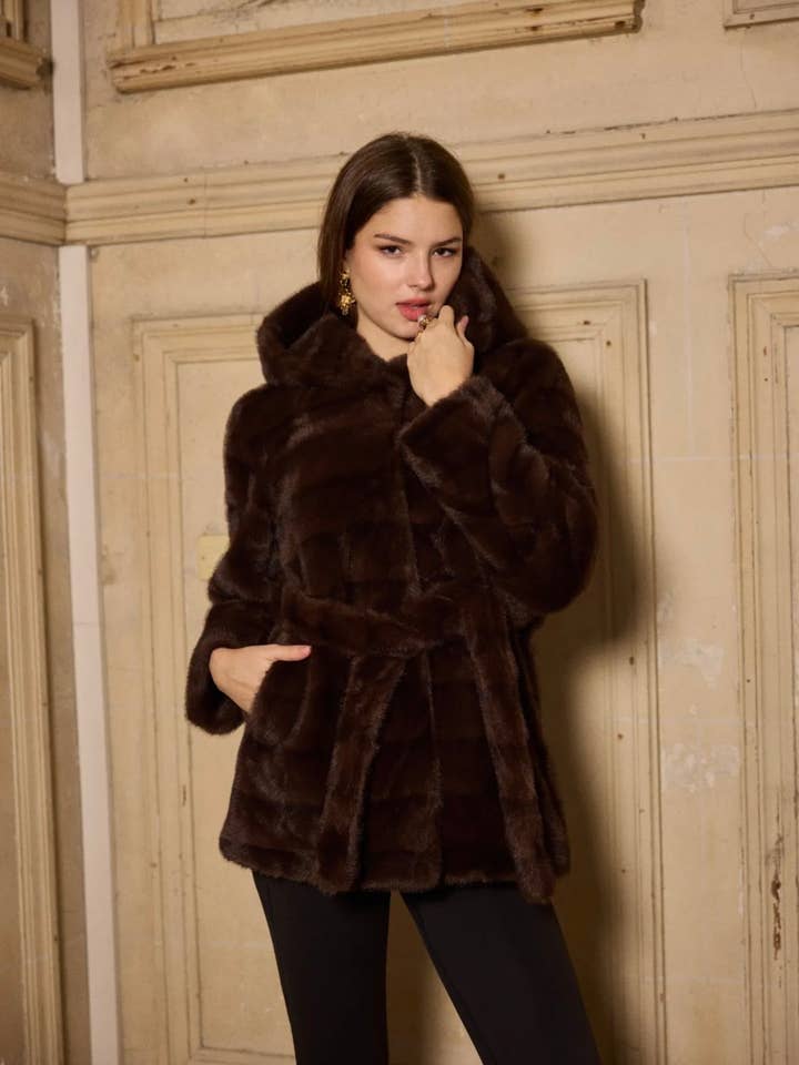 Frime - Wholesale Fur/Faux Fur Coat - Women's - Fur coat with hood and tie belt - 88065