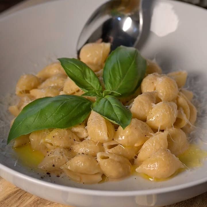 Eduardo's Pasta - Wholesale Pasta - Conchiglie - Artisanal Egg Pasta (12oz)4