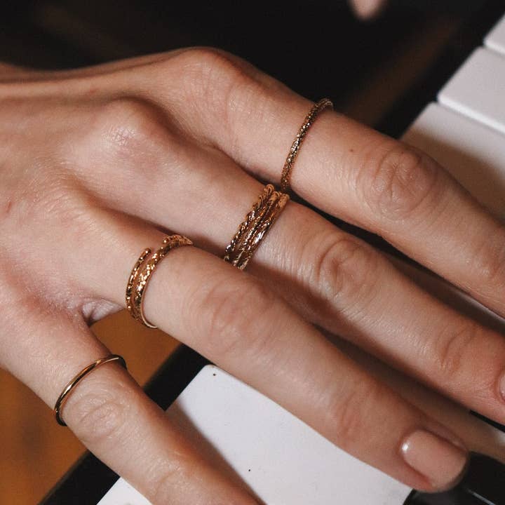 Waekura - Wholesale Band/Stacked Ring - Aden ring2