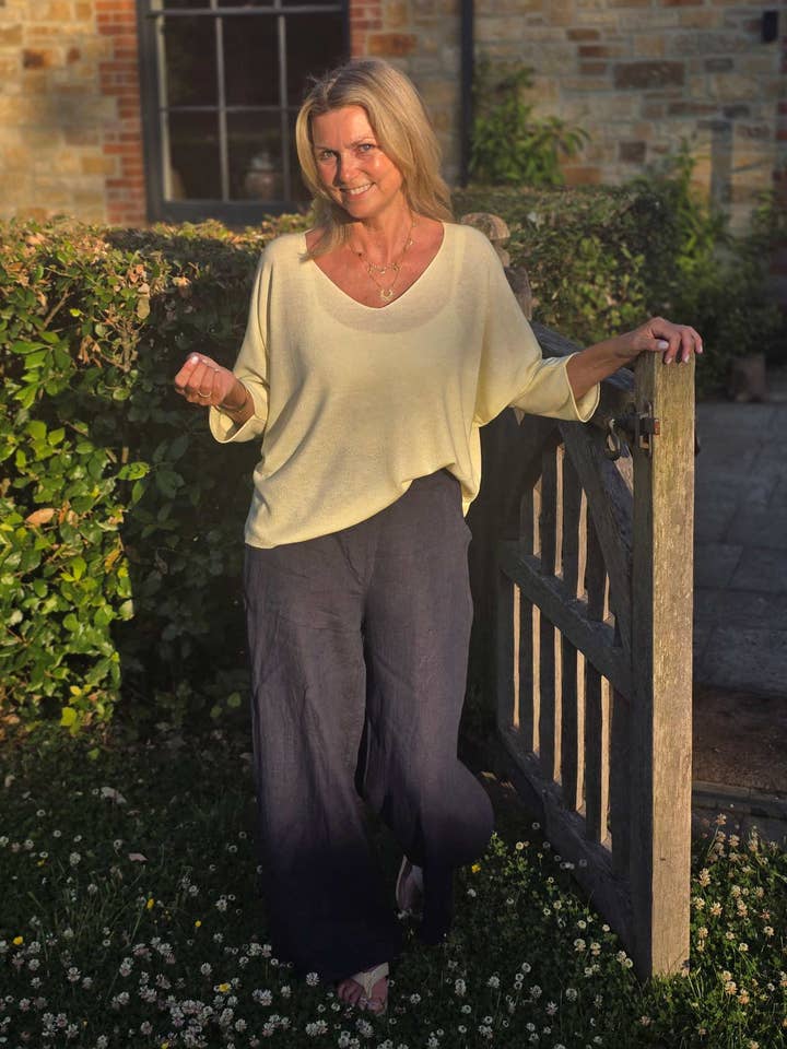 Cadenza Italy Ltd – wholesale Knit top – Women's – Summer Knit Top15