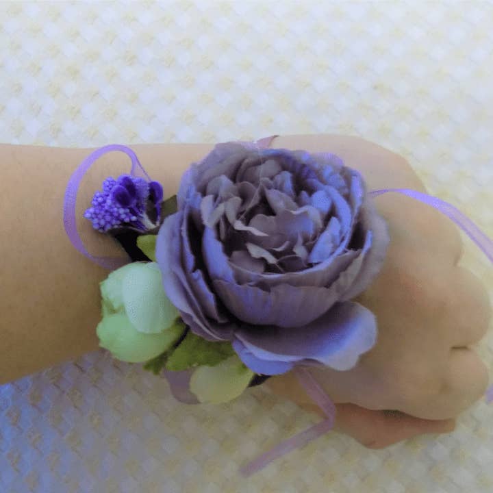 LES BOUGIES D'ALEXANDRA - Wholesale Artificial flowers - Purple buttonhole1