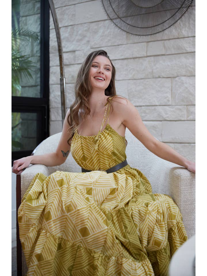 The Fox and The Mermaid - Wholesale Dress – Women's - Shibori Hand-Dyed Maxi Dress (Udvita)4