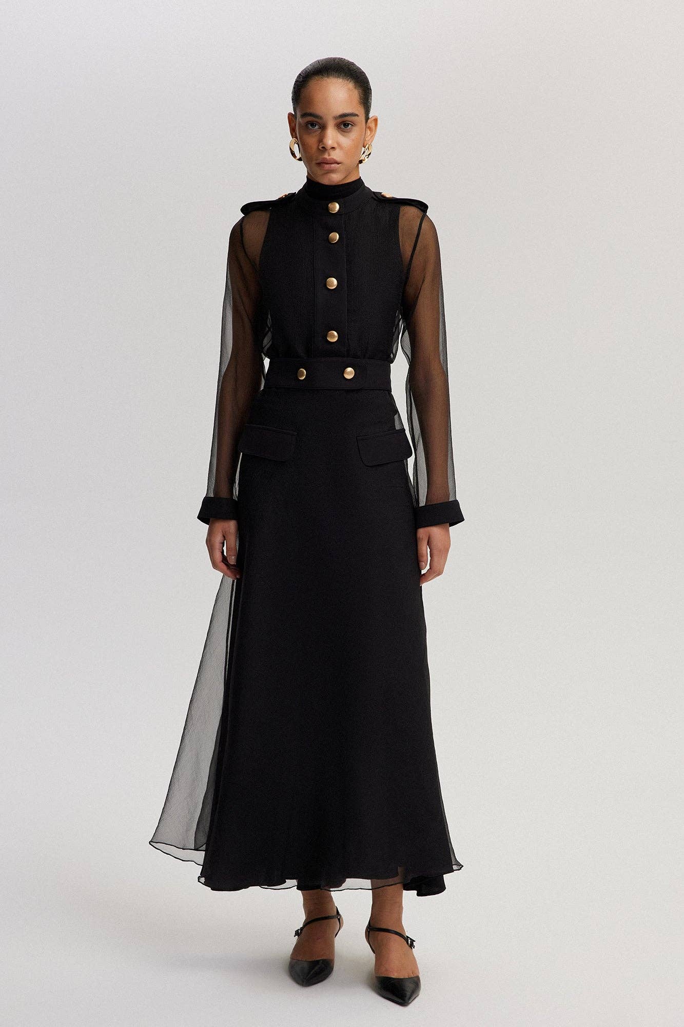 Sort ORGANZAKJOLE MED EPAULETDETALJE for engroshandel på Faire4