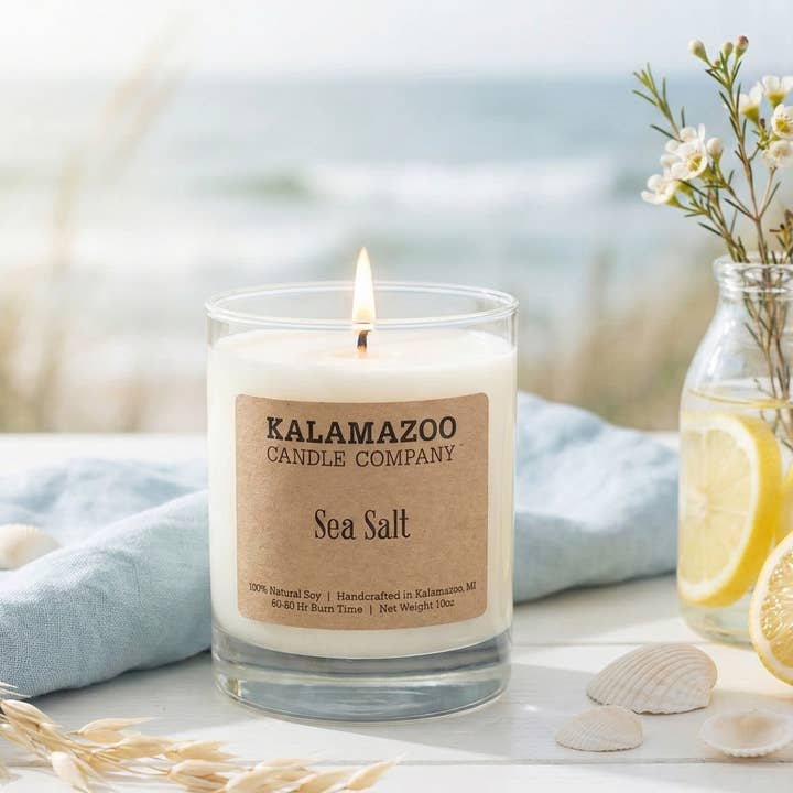 Candela di Soia al Sale Marino 10oz - Versata a Mano in Michigan per la vendita all'ingrosso da parte di Kalamazoo Candle Company