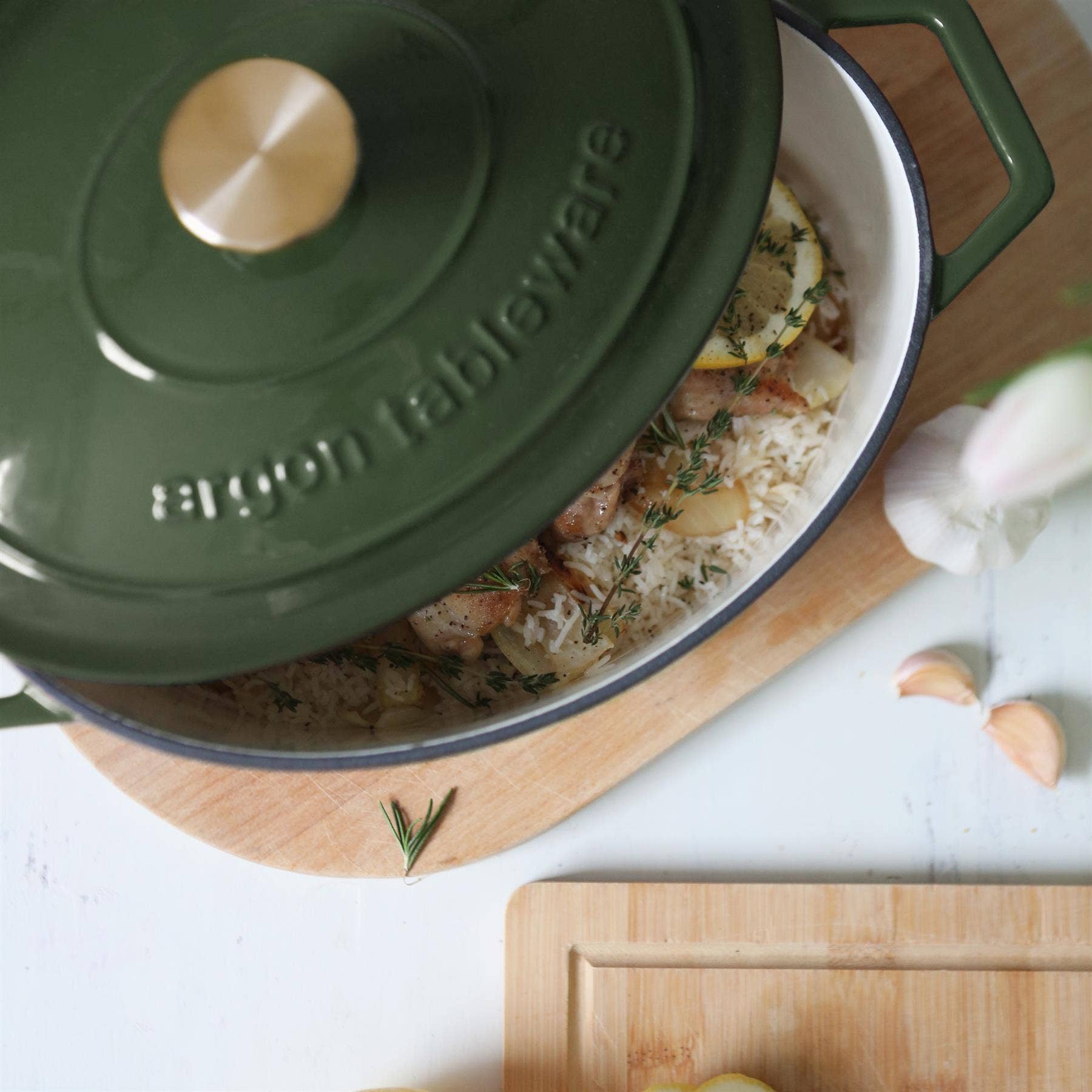 Rinkit Ltd - Vente Marmites - Plat à cassoulet ovale en fonte 4,68 L Ombre21