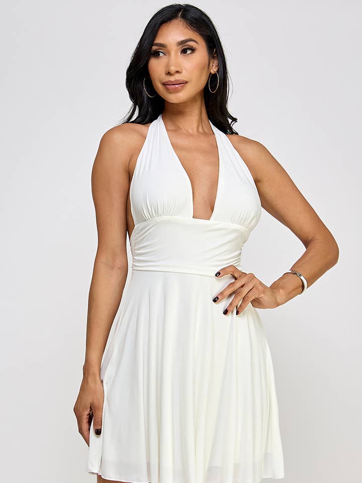 6762 (Abito a pieghe con scollo all'americana a V profondo) per la vendita all'ingrosso da parte di ARA USA