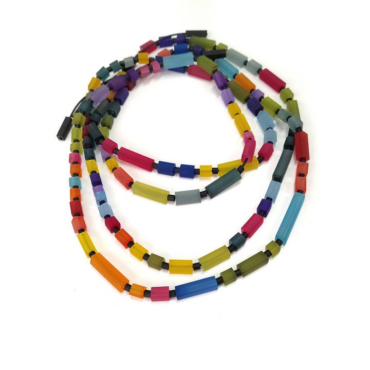 Collier long CANDY Ligne INFINIE pour la vente par ALEX+SVET