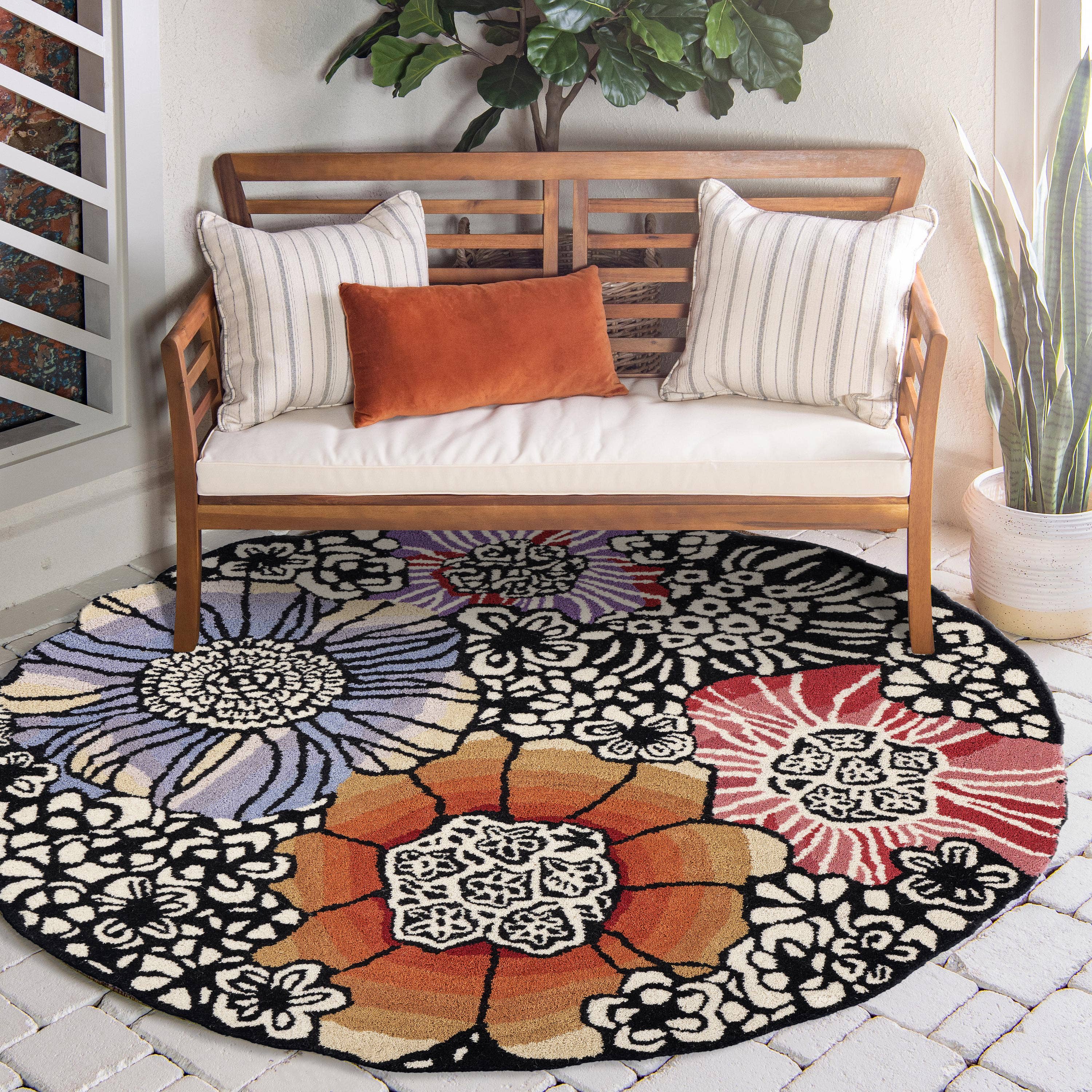 LR Home - Wholesale Area Rug - Raelyn Vintage Floral Hand-Tufted Wool Round Indoor Area Rug28
