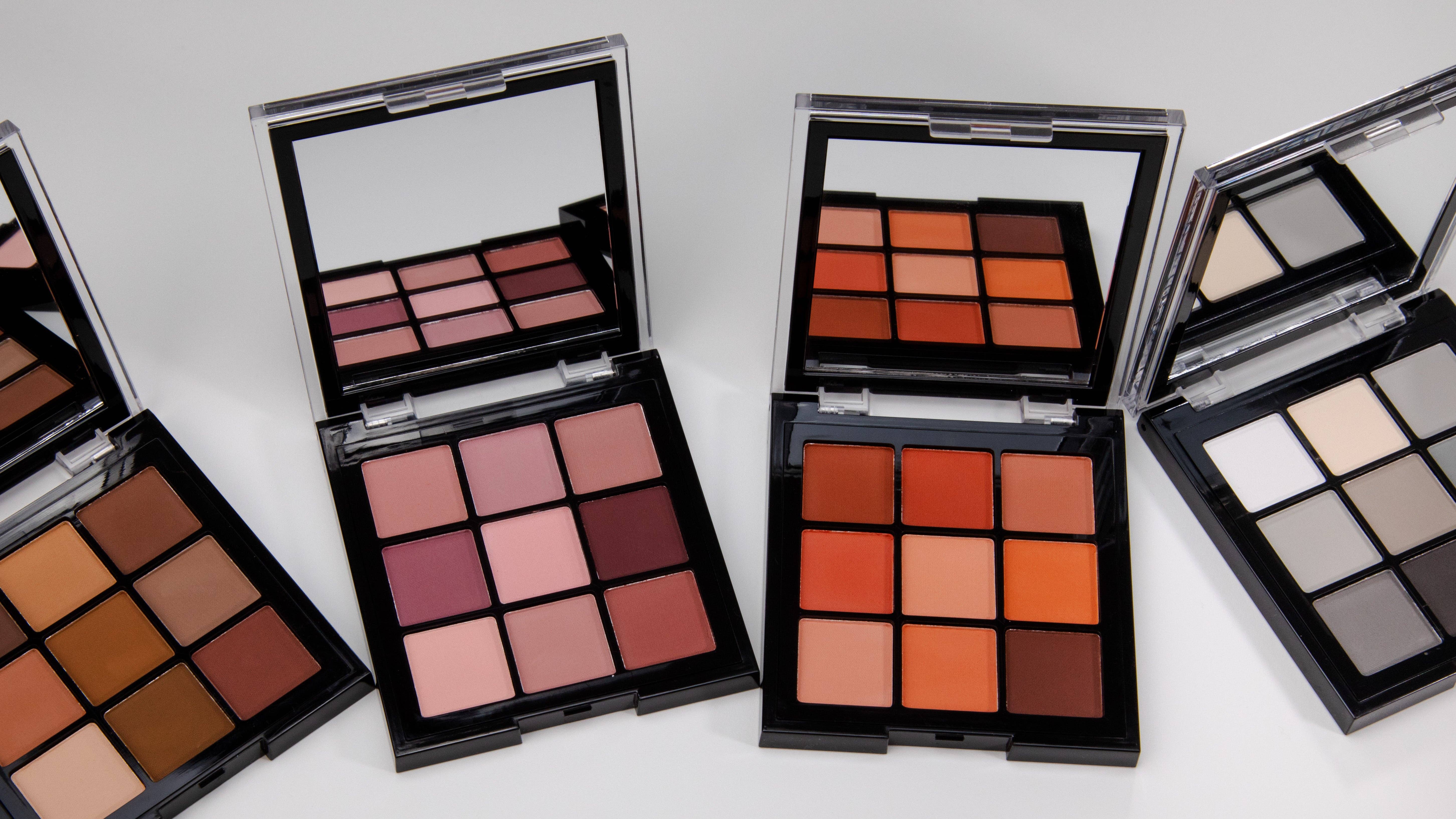 Lurella Cosmetics - Wholesale Eyeshadow palette - Fourplay 9-Color Eyeshadow Palettes5