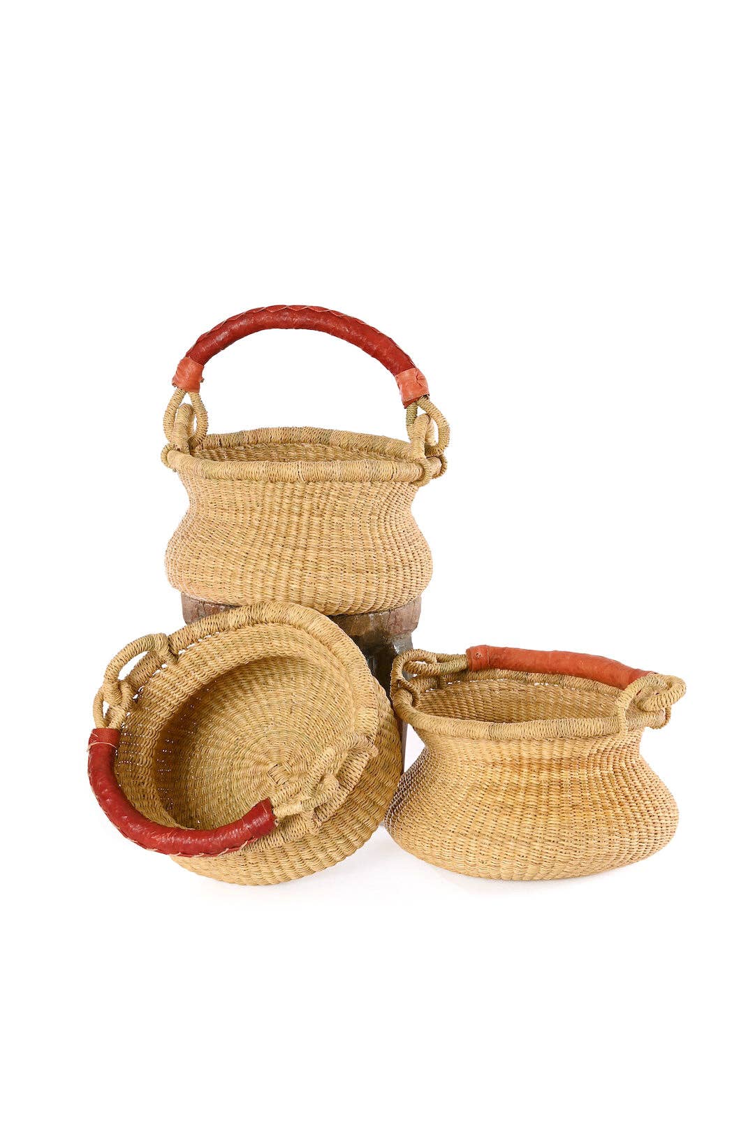 Swahili | AFRICAN MODERN - Wholesale Basket - Petite Natural Swing Basket - Leather Handle4