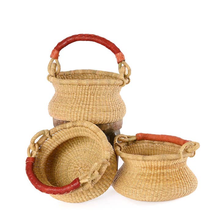 Swahili | AFRICAN MODERN - Wholesale Basket - Petite Natural Swing Basket - Leather Handle4