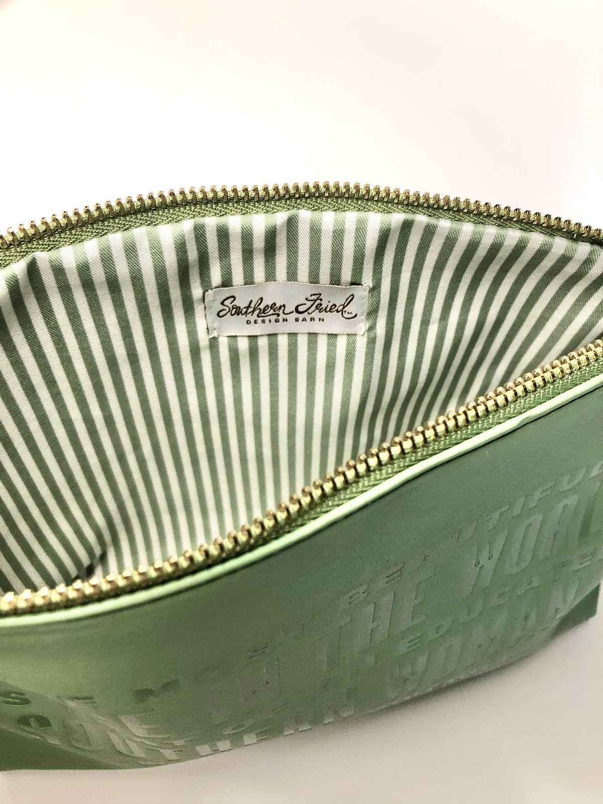 SOUTHERN FRIED DESIGN BARN - Wholesale Pouch - Women's - The Most Beautiful Voice in The World is That of An Educated Southern Woman-Winston Churchill Catch All Pouch1