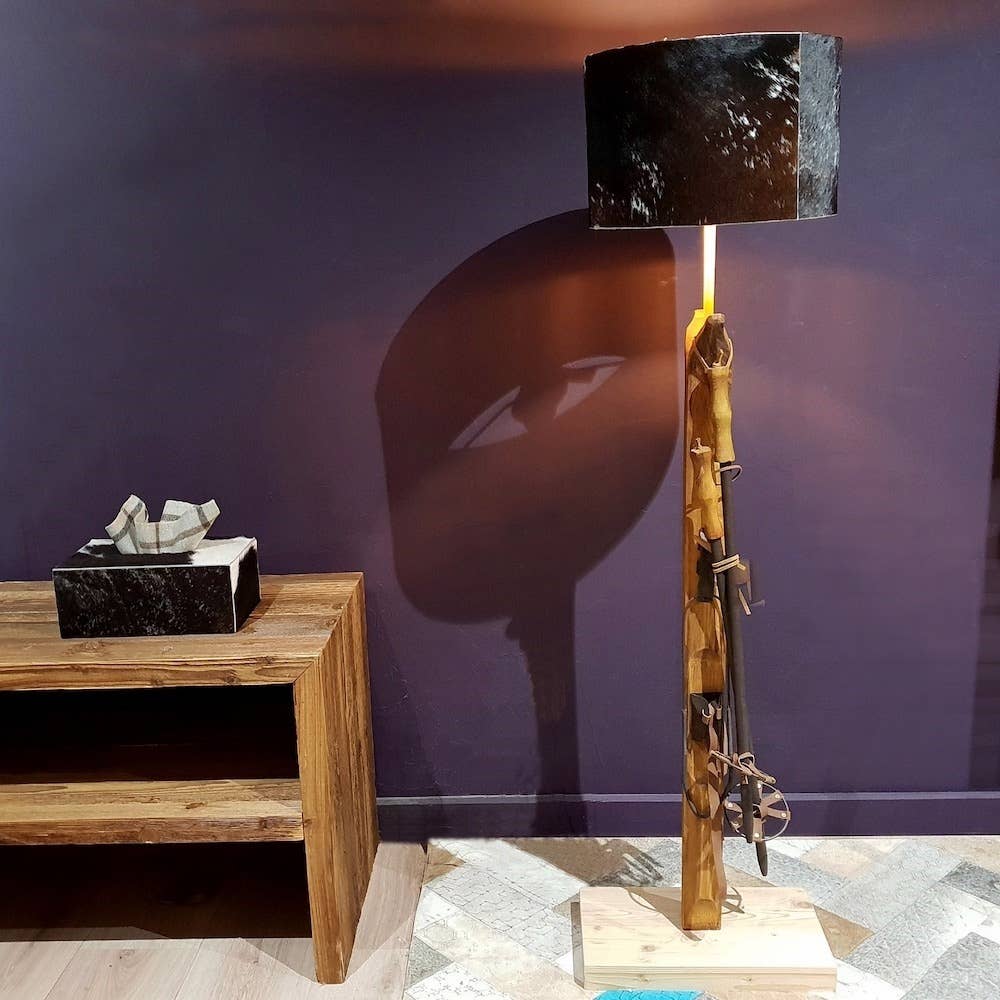 LES SCULPTEURS DU LAC - Wholesale Accent/Desk Lamp - Simple floor lamp with wooden skis5
