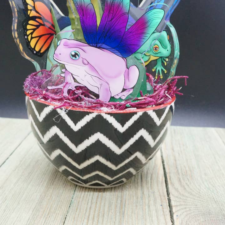 Goblin Grimm Gifts - Wholesale Garden/Lawn Stake - Flutter Frog Plant Sticks1