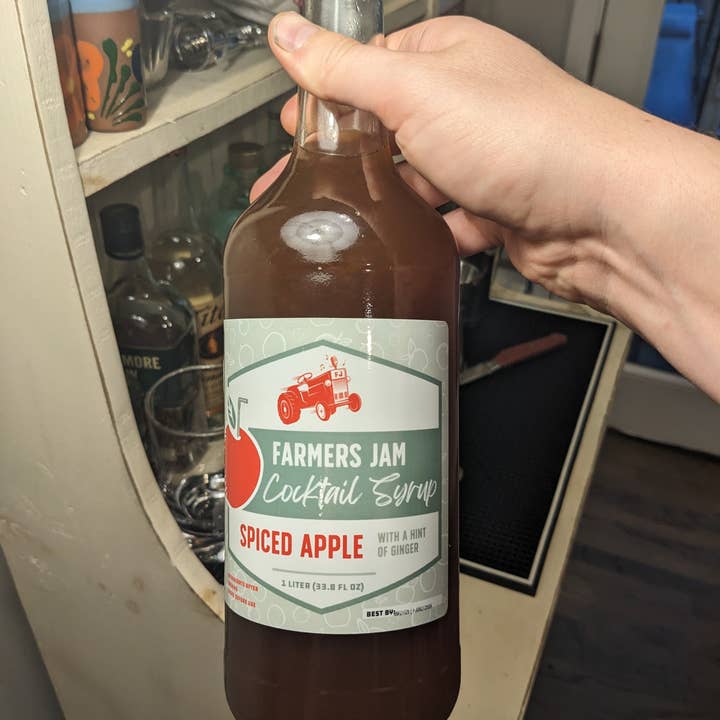 Farmers Jam - Wholesale Cocktail Mix/Syrup - Spiced Apple Cocktail Syrup