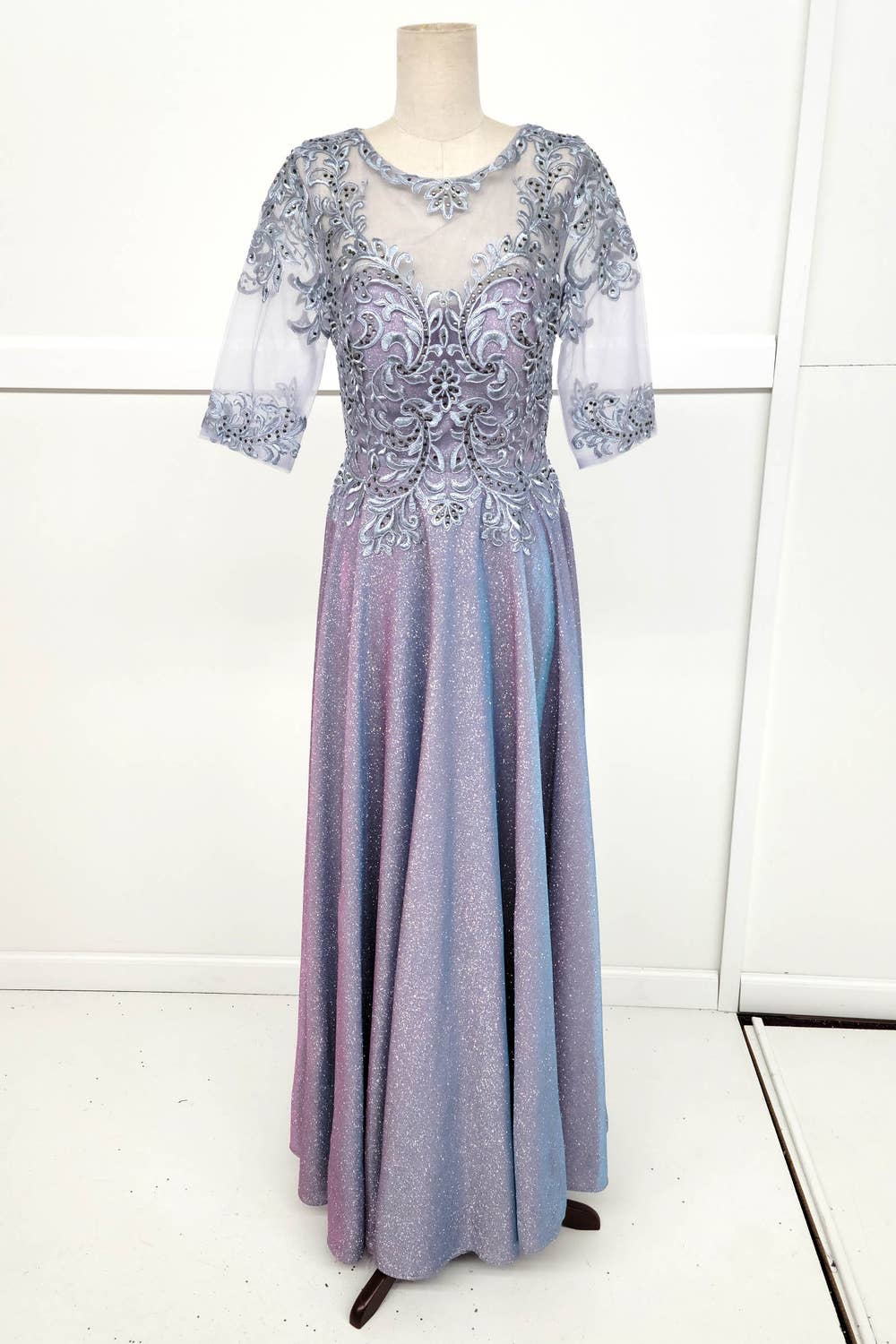 Chicas - Vendita all'ingrosso Vestito - Donna - Abito lungo Missy con maniche 3/4 e tasche J006-S-4XL2