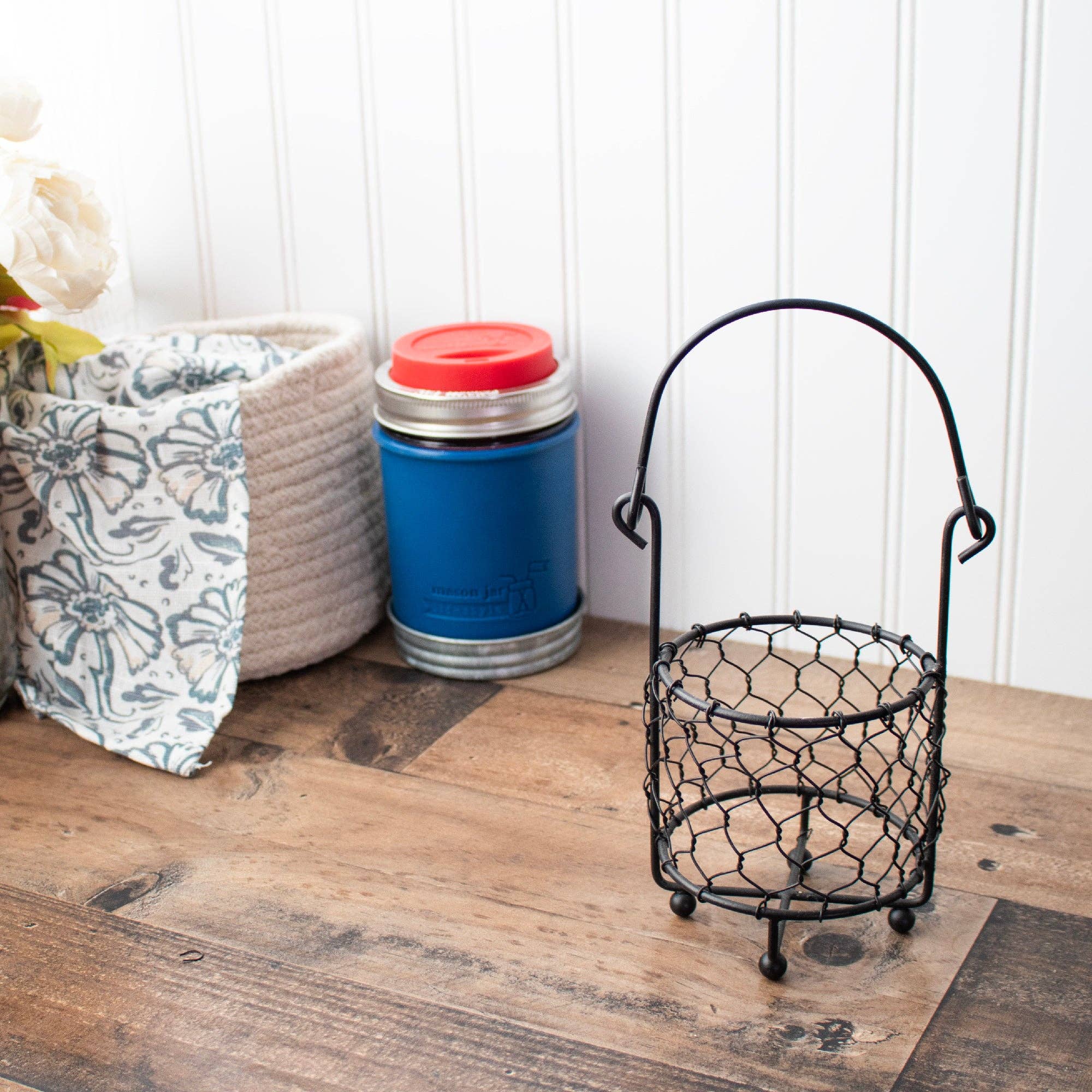 Mason Jar Lifestyle - Wholesale Jar - Single Pint Jar Caddy with Chicken Wire for Hanging or Carrying One Mason Jar2