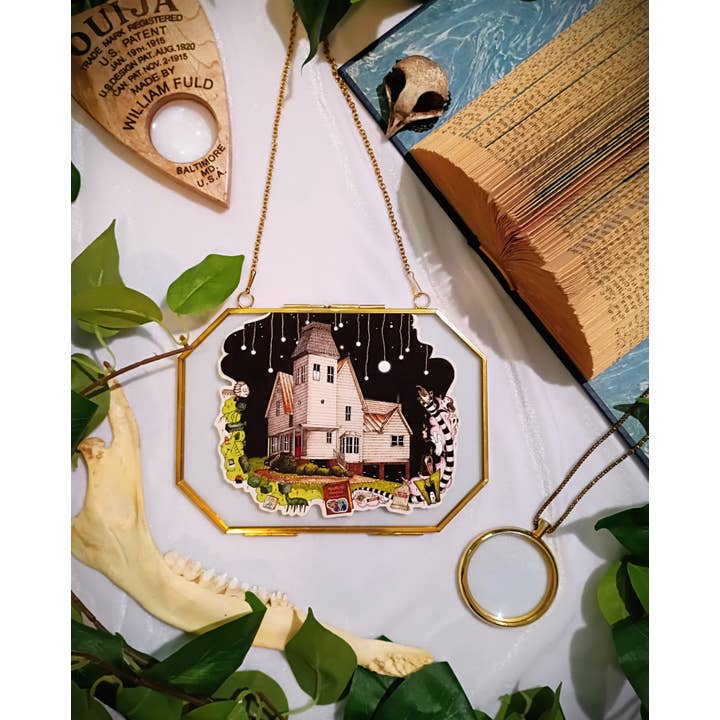 Beetle House Floating Frame and other Purchase Wholesale 5 x 5 frame. Free Returns & Net 60 Terms on Faire trending on Faire.