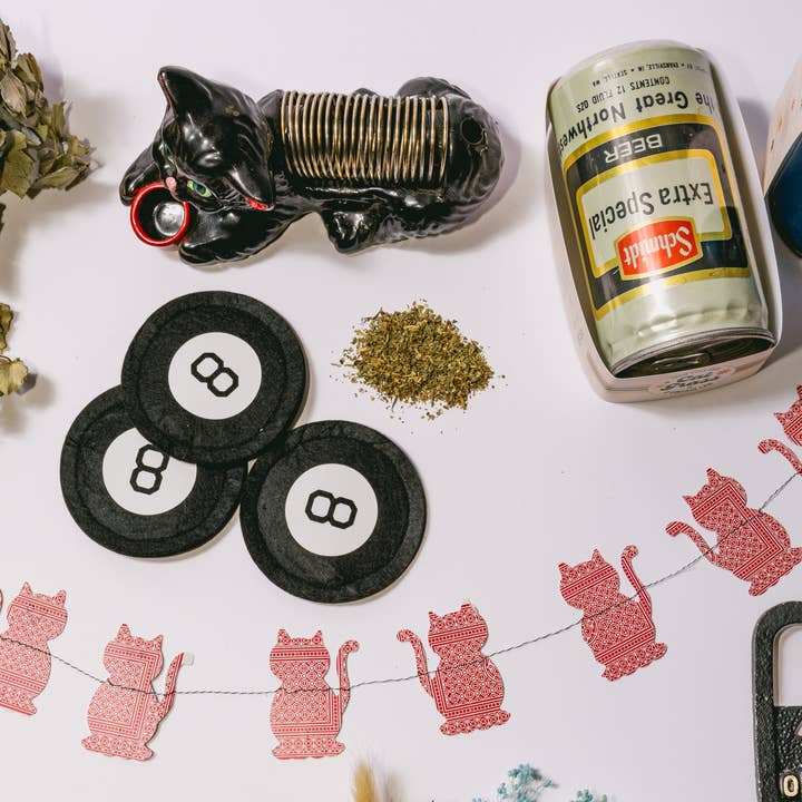 The Mustache Cat Made – wholesale Pet toy – Cat – 8 Ball Catnip Toy1