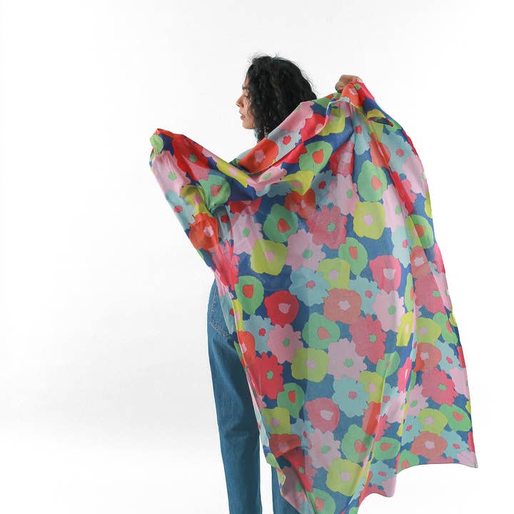 MADE IN SENS - Wholesale Scarf - Women's - Happy floral pattern scarf0