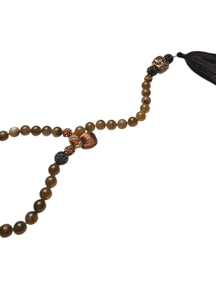 Murmures Éternels - Labradorite Verte pour la vente par Je Ne Sais Quoi