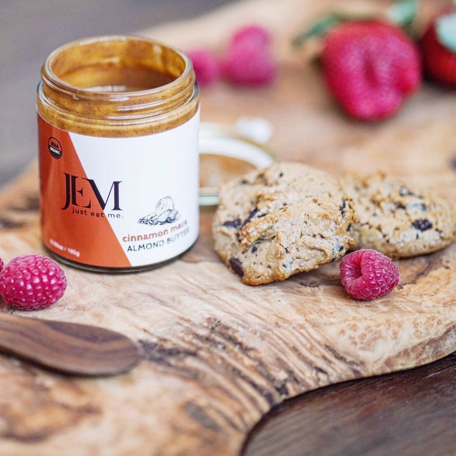 JEM Organics - Vendita all'ingrosso Burro di frutta secca - NUOVO! 10oz Burro di mandorle di Maca alla cannella germogliato JEM Organics4