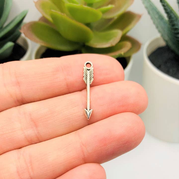 Guerrilla Charm - Wholesale Individual Charm/Pendant - Small Silver Arrow Charms, 22x4mm