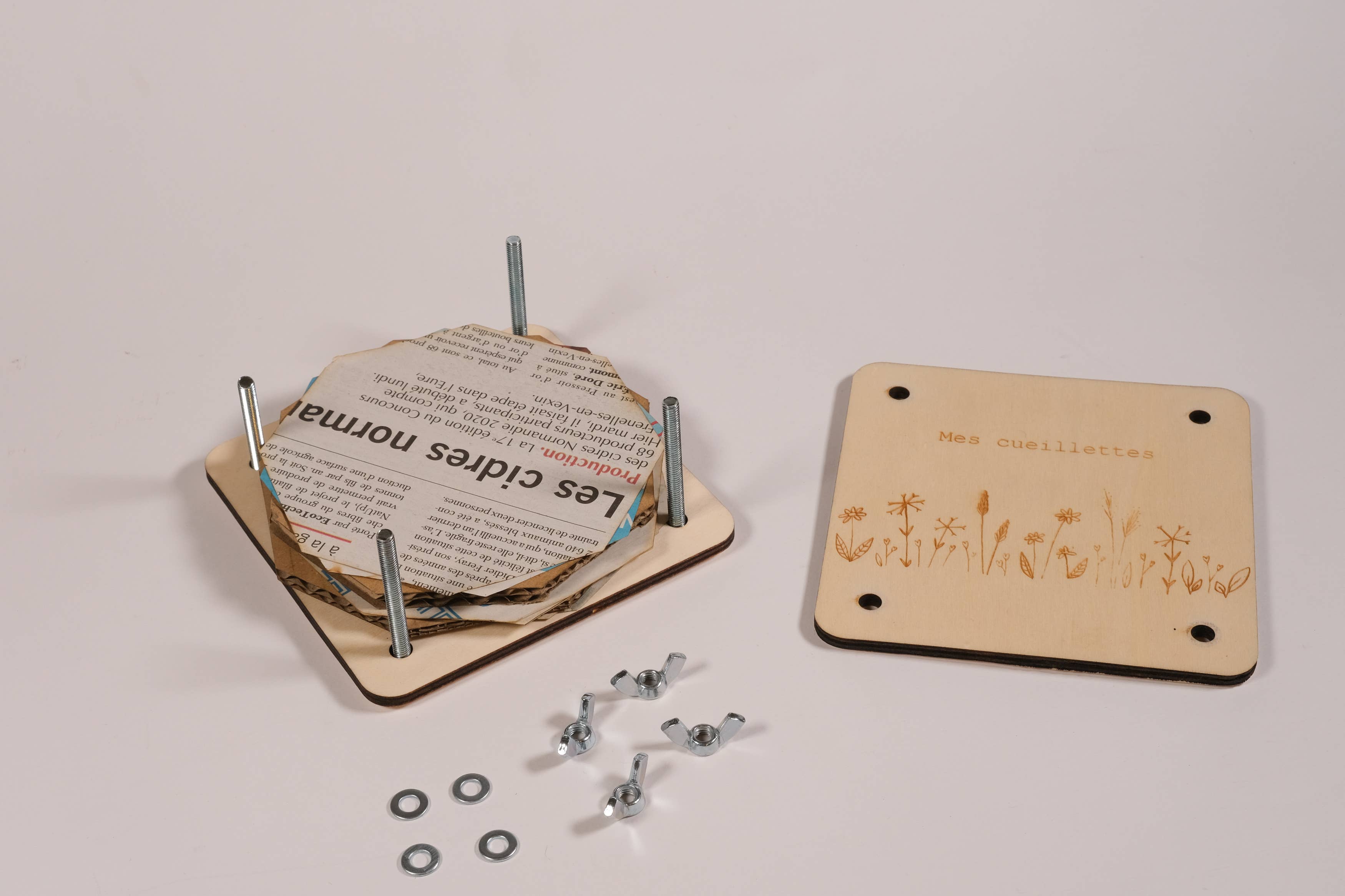 L'Atelier des Epatants – Kit de artesanato DIY por atacado – Prensa pequena para flores com herbário de madeira8