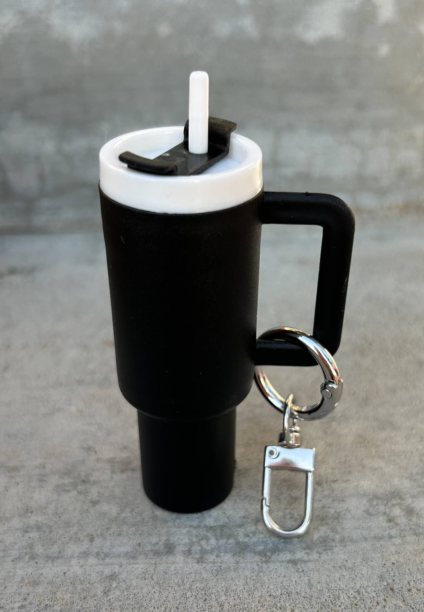 JILLIAN INK LLC - Wholesale Keychain - Unisex - Plastic Tumbler Keychain with Removable Lid 6