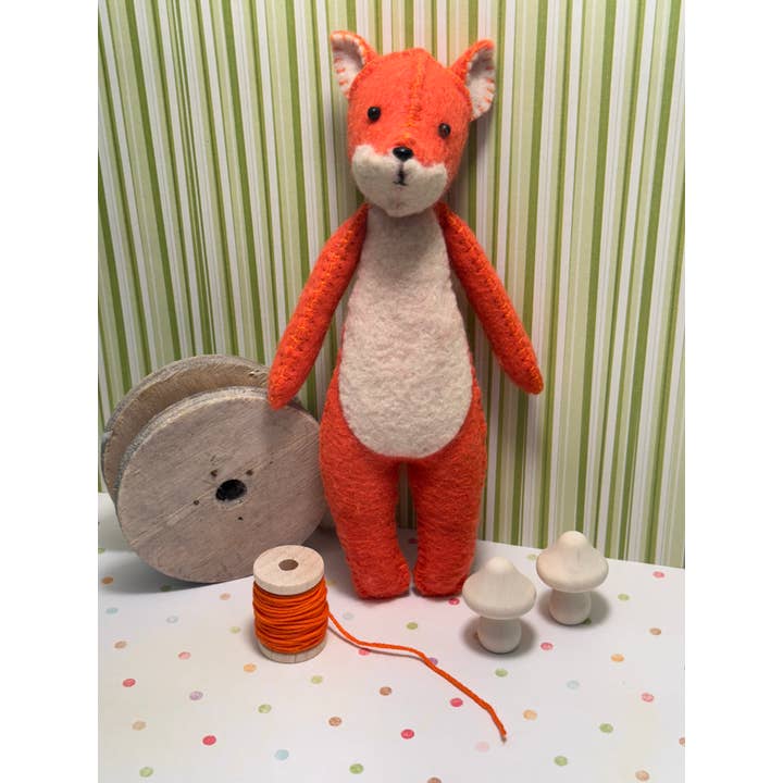 Genius Premium Craft - Vente Kit de bricolage - Kit de couture et de feutrage Renard en feutre1