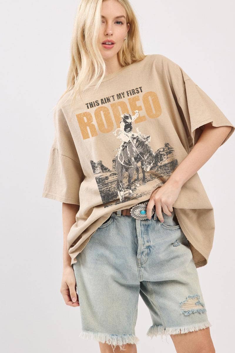 Zutter - Wholesale Screen Printed T-Shirt - Women's - This Ain'T My First Rodeo Graphic Oversized Seamless Box Tee2
