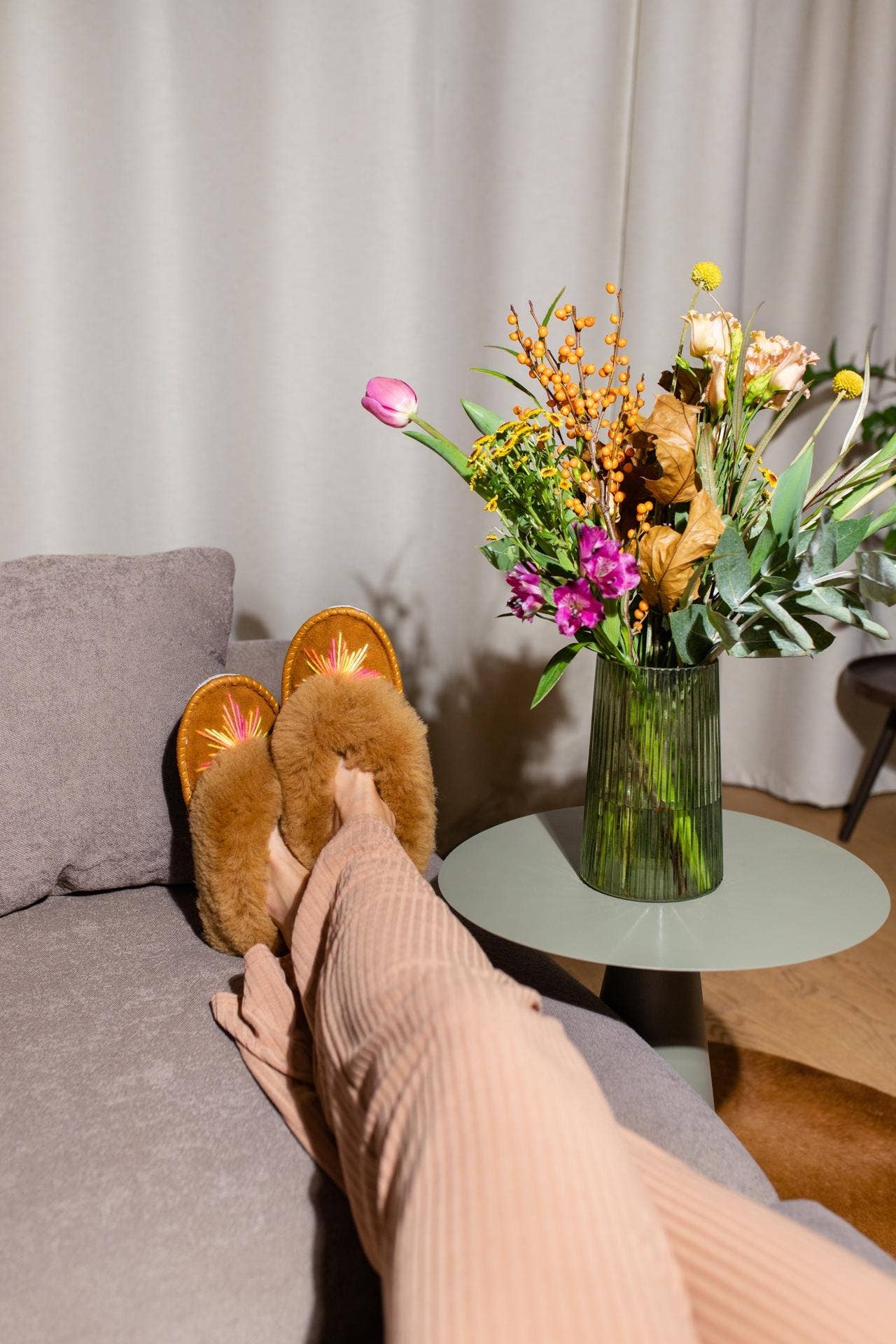 Sheepers - Wholesale Slippers - Women's - Fudge Sheepskin Slippers By Sheepers6