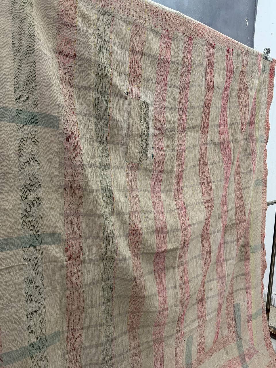 bhavnas boutique – Engroshandel Quiltet tæppe – Inspireret af Heritage Quilt Letvægts Bomuld Kantha Quilt4