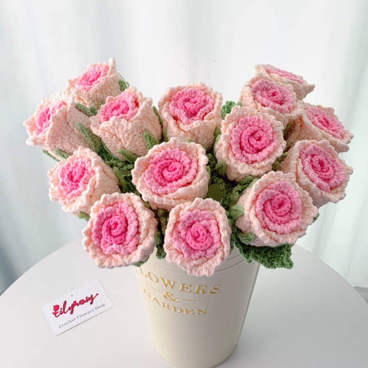 Crochet Luoshen Rose, cadeaux faits main pour toute occasion pour la vente par Lilyrosy(Duty free)