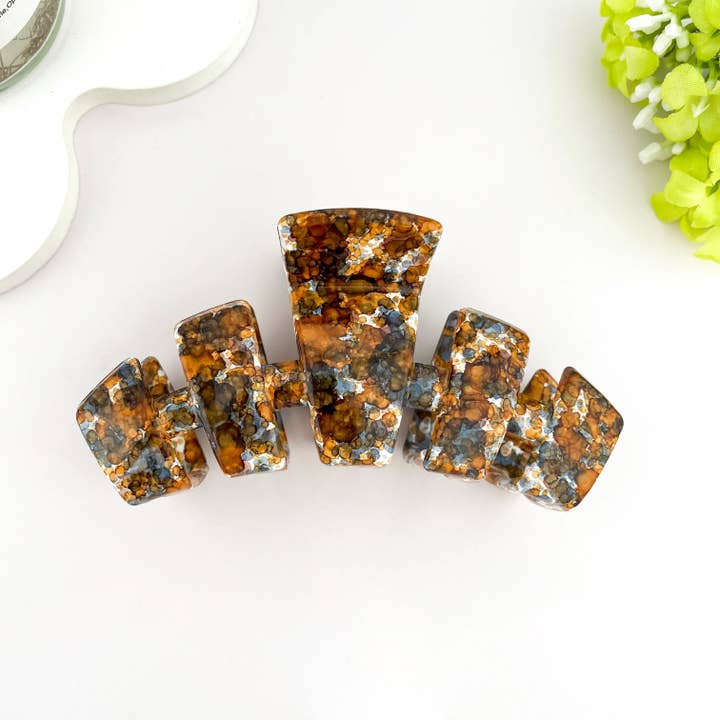 mildstyles - Wholesale Hair Clip - Women's - Vintage Large Hollow Geometric Acetate Hair Claw Clip3