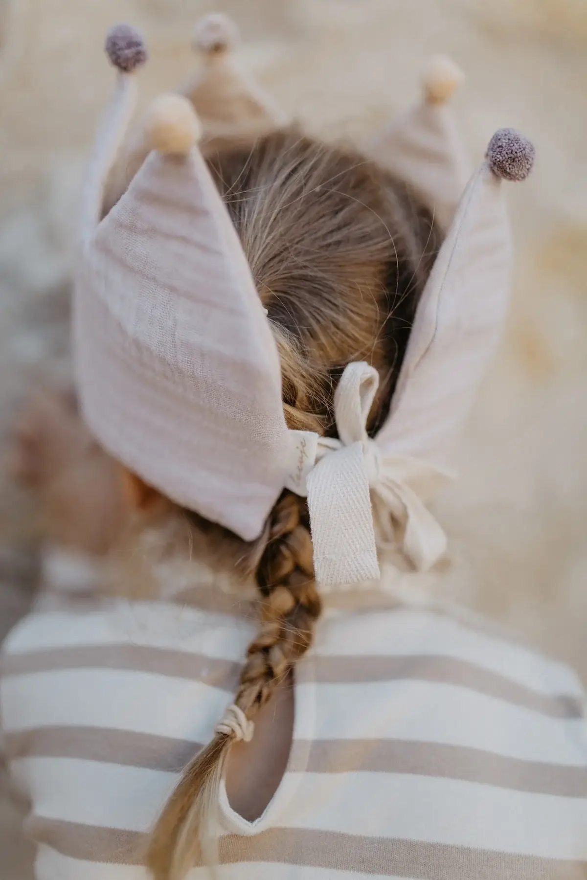 Leevje - Vente Chapeaux/couronnes de fête - Couronne d'anniversaire lavande réversible pour enfants4